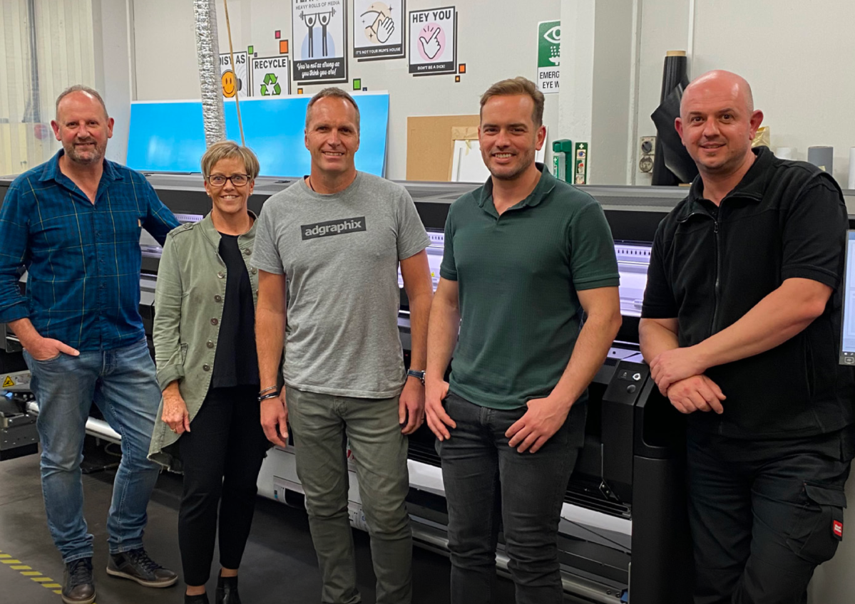 Christchurch-based Adgraphix Adgraphix installed the country’s first HP Latex 2700 printer, supplied through Aarque